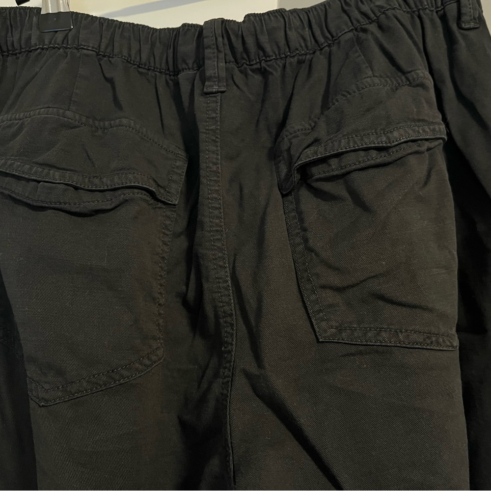 GAP Pants - Picture 3 of 5